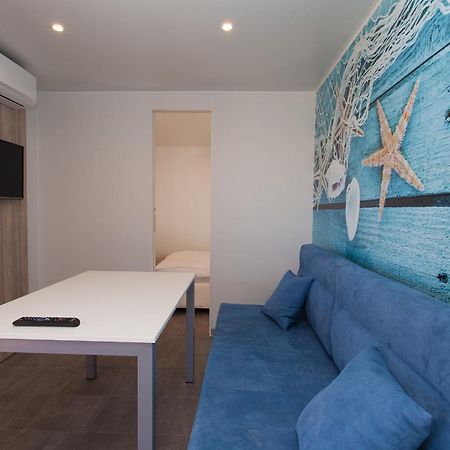 פונאנט Mobile Homes And Apartments St,Denis מראה חיצוני תמונה