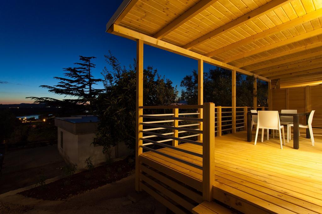 פונאנט Mobile Homes And Apartments St,Denis מראה חיצוני תמונה