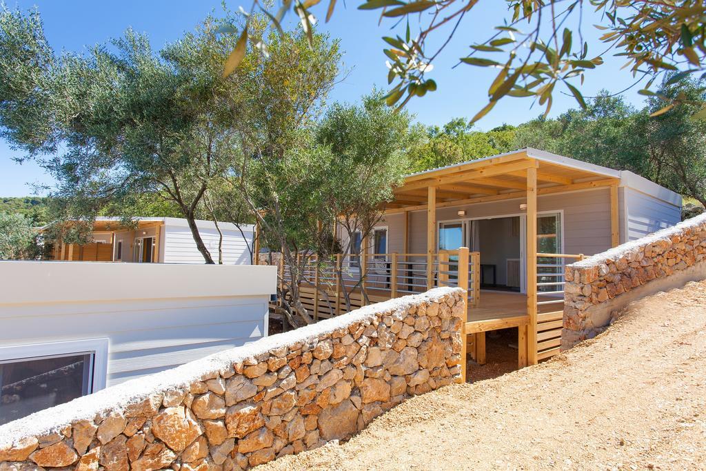 פונאנט Mobile Homes And Apartments St,Denis מראה חיצוני תמונה