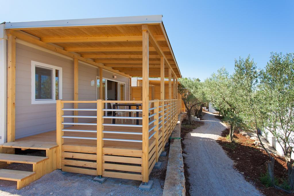 פונאנט Mobile Homes And Apartments St,Denis מראה חיצוני תמונה